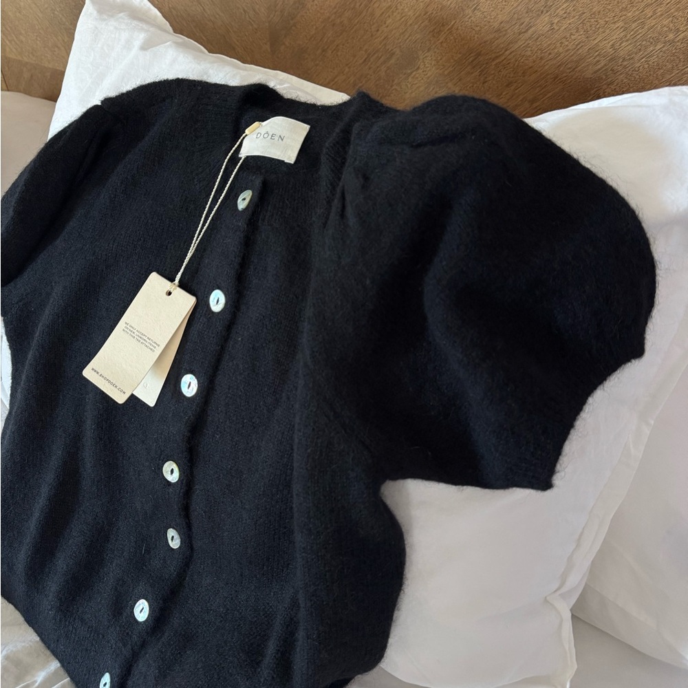 Dôen Anisa Cardigan in Black nwt
